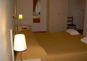 Enrica Hotel *